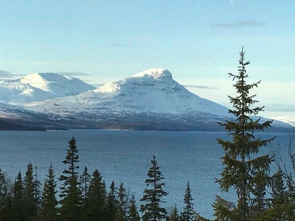 Aahkansnjurhtjie /Kjerringtind ett hellig fjell