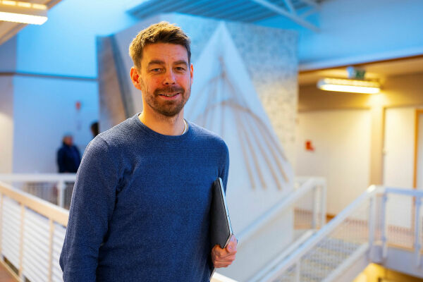 Assisterende kommunedirektør har sagt opp