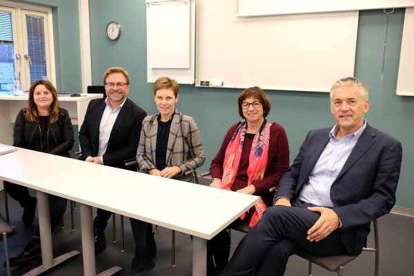 NAVs oppgave, få flere i arbeid