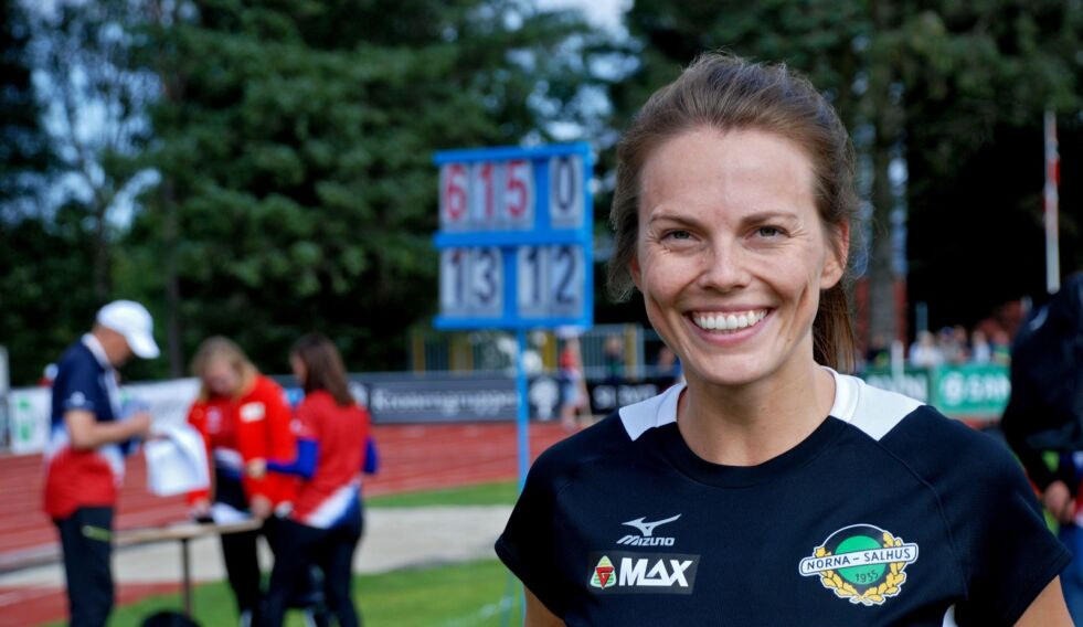 Oda Utsi Onstad var i en klasse for seg i tresteg i helgens friidretts-NM. Nå ser hun frem til et nytt og spennende år, forhåpentligvis med både ytterligere sportslig fremgang og Karasjok-besøk.
 Foto: Jon Wiik