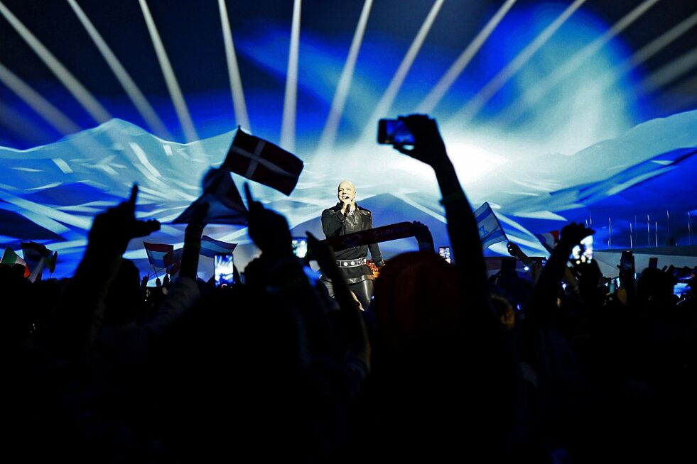 Fred Buljo og KEiiNO har blitt meget godt mottatt av fansen, slik vi ser her under semifinalen i Eurovision Song Contest i Tel Aviv. Nå spilles også låten for fullt i hele verden. pressefoto: ESC
