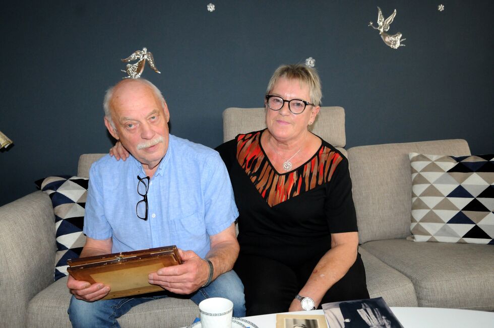 Tvil­lin­ge­ne Bjørg Samuelsen og Ove Olsen fikk høre svært lite fra fa­ren Olai Olsen Pack om hans fan­ge­opp­hold gjen­nom tre og et halvt år i Sach­sen­hau­sen.
 Foto: Halllgeir Henriksen