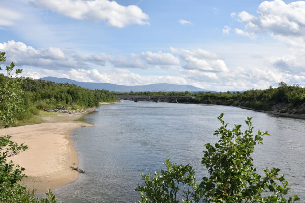 Lakselva og Ságat