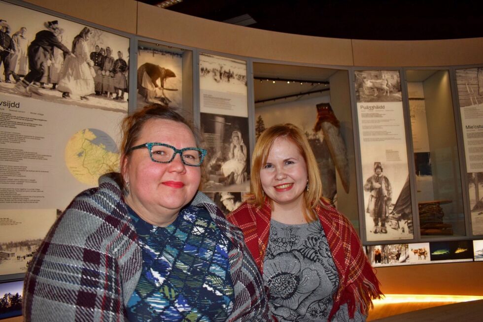 Hanna Maria Kiprianoff og Anna Lumikivi lager skoltesamisk sangbok for barn.
 Foto: Birgitte Wisur Olsen