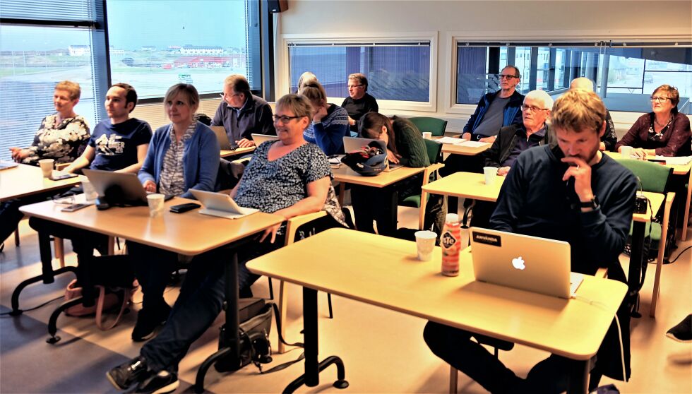 Kursdeltakerne fikk en pedagogisk innføring i slektsforskning.
 Foto: Bjørn Hildonen
