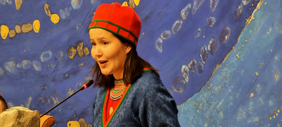 Klima- og miljødepartementet har bevegd seg i positiv retning, men en kvote på 500 ender høres bedre ut enn realitetene tilsier, mener sametingsrådet, her ved rådsmedlem Maja Kristine Jåma (NSR).
 Foto: Steinar Solaas