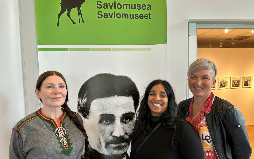 Kulturminister Lubna Jaffery (i midten) er skjønt enig med museumsstyrer Liv Astrid Kvammen og ordførerkandidat Guro Brandshaug (Ap) om at Savio må få sitt eget museumsbygg.
 Foto: Hallgeir Henriksen