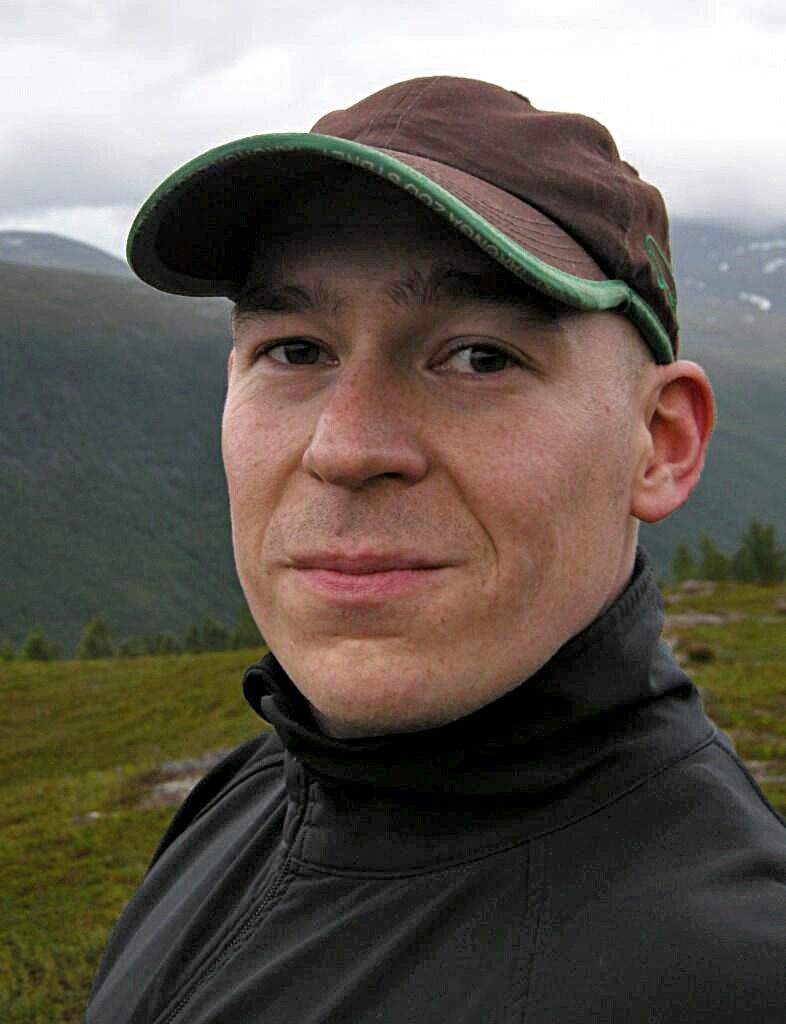 Ketil Lenert Hansen har sin hovedarbeidsplass ved UiT Norges arktiske universitet, men tiltrådte tidligere i år en såkalt toer-stiling ved Høgskolen i Harstad, med lederansvar for forskningsgruppen Mangfold og toleranse.
 Foto: Privat