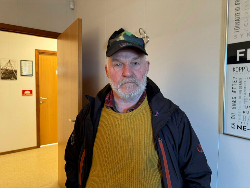 Tor Reidar Boland fra Forsvarets seniorforbund og eldrerådet i Porsanger.
 Foto: Oskar Melkeraaen Aas