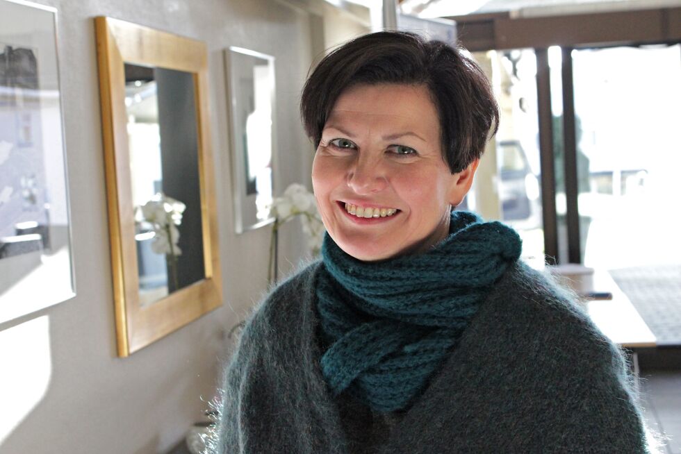 Stortingsrepresentant Helga Pedersen (AP) mener samferdselsminister Ketil Solvik-Olsen må gripe inn og stoppe kuttplanene Avinor har for Lakselv lufthavn Banak. Kuttes lengden på rullebanen er dette en fallitterklæring for regjeringens samferdselspolitikk i Finnmark, mener Pedersen.
 Foto: Arkiv