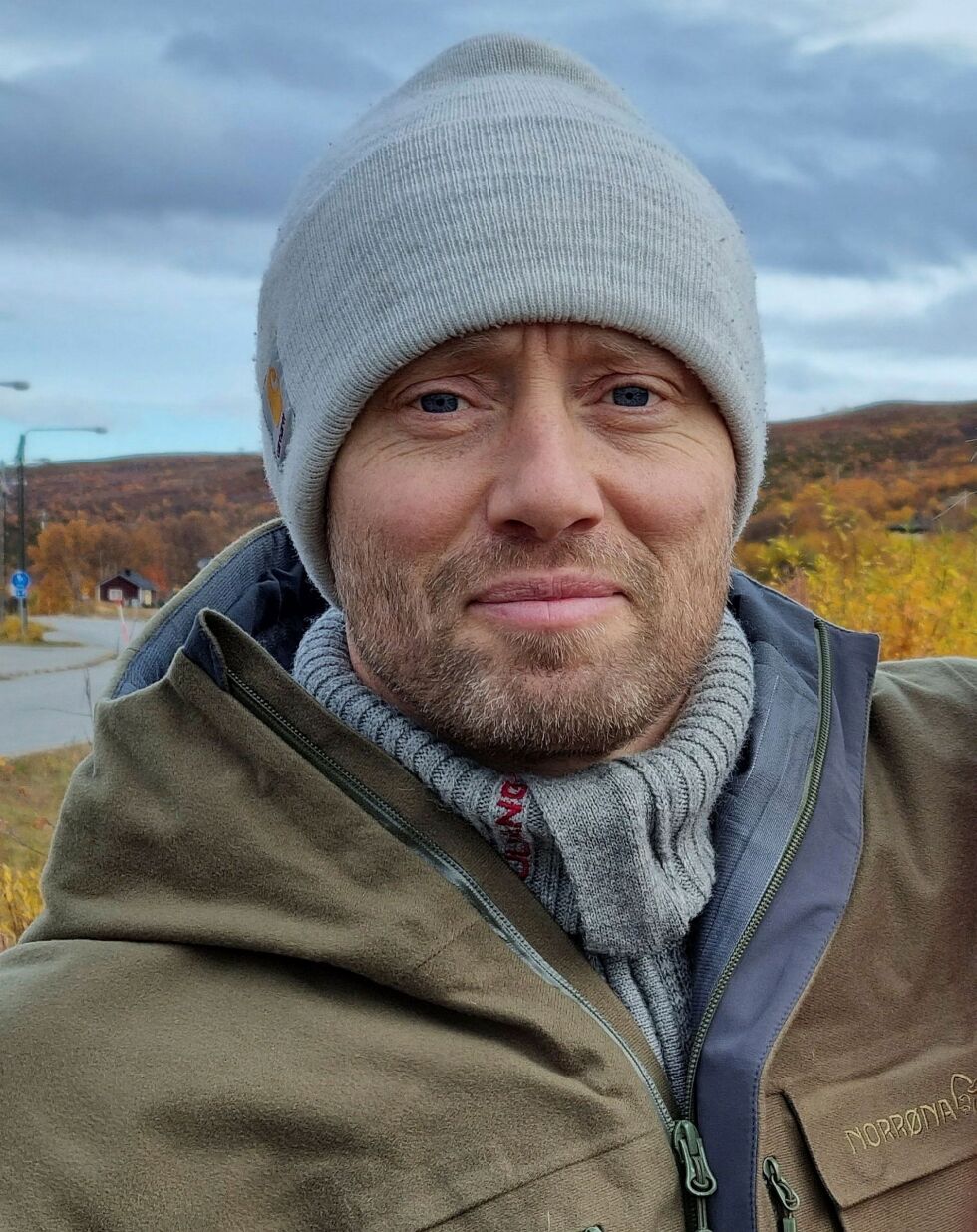 Skuespiller Aksel Hennie vil oppholde seg i Nuorgam-området i flere uker i forbindelse med innspilling av en actionfilm.
 Foto: Torbjørn Ittelin