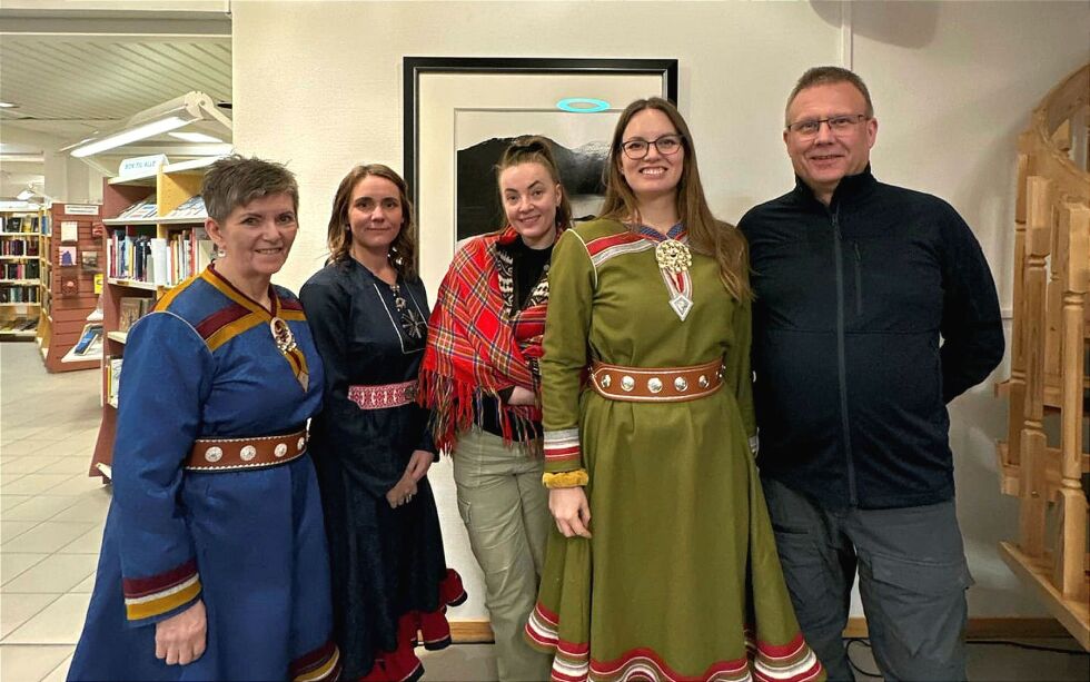 Interimsstyret i Bárru, den nye sjøsamiske foreninga i Hammerfest: Hanne Marion Gaup (leder), Benedicte Tingvold, Magda Nordstrøm, Astrid Gaup-Skancke og Pål Blix-Johansen.
 Foto: Bárru