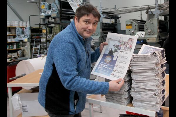 Hif/Stein, Finnmark Dagblad og foreningsaviser