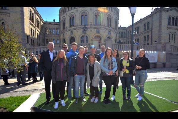Jarfjord skole på Stortinget