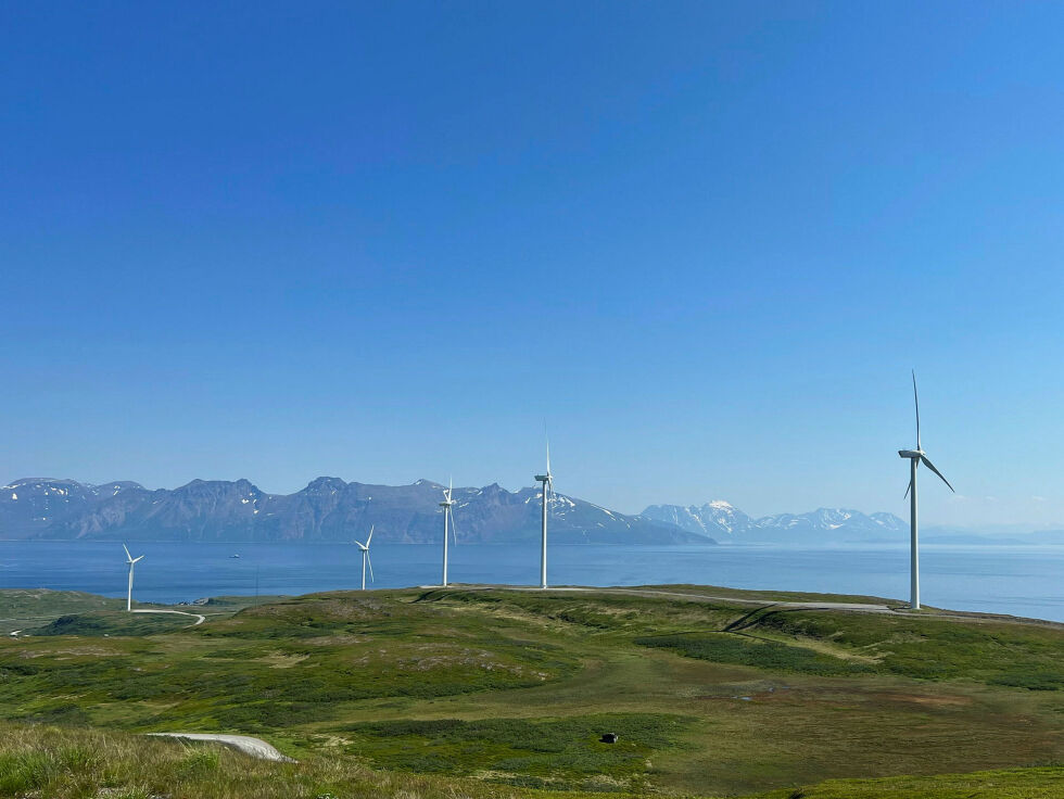 Christine Myrseth fra FNF Troms advarer mot å tro at Troms Kraft har lagt bort vindkraften. Illustrasjonsbilde fra Fakken vindkraftverk.
 Foto: Troms kraft