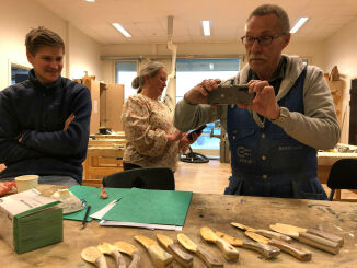 Lagde sine egne smørkniver