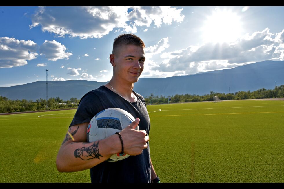 En ny epoke er snart faktum i livet til Fredrik Pedersen. Om mindre enn en måned er han i USA og i starten på det som forhåpentligvis blir en lang utenlandskarriere som fotballkeeper.
 Foto: Henriette Lille