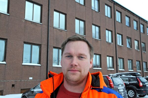 Skal skifte 68 fasadevinduer på rådhuset