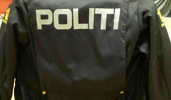 Forsøkte å skalle ned politiet