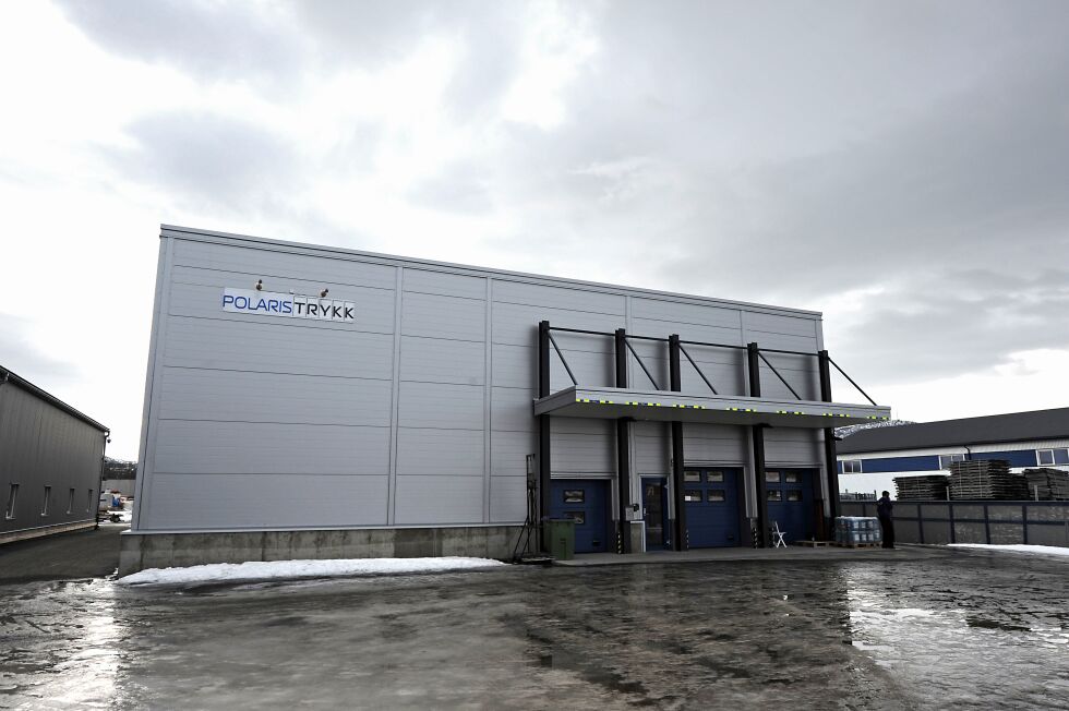 En stor del av avisopplaget som produseres i Finnmark, trykkes hos Polaris Trykk i Alta. Finnmark Dagblad, Ávvir, Finnmarksposten, Hammerfestingen og Altaposten trykkes her. Alle nyhetsavisene som kommer ut i Finnmark mottar nå produksjonsstøtte fra staten.
 Foto: Lars Birger Persen