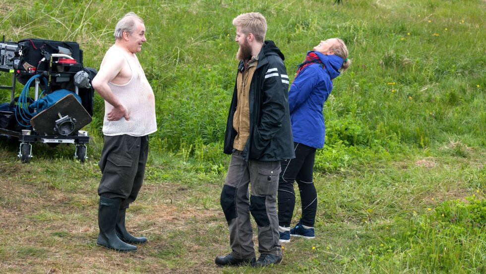 Biret Ravdna får seg et skikkelig latterkick av skuespillerveteran Sundquist.
Foto: Fredrik Mortensen