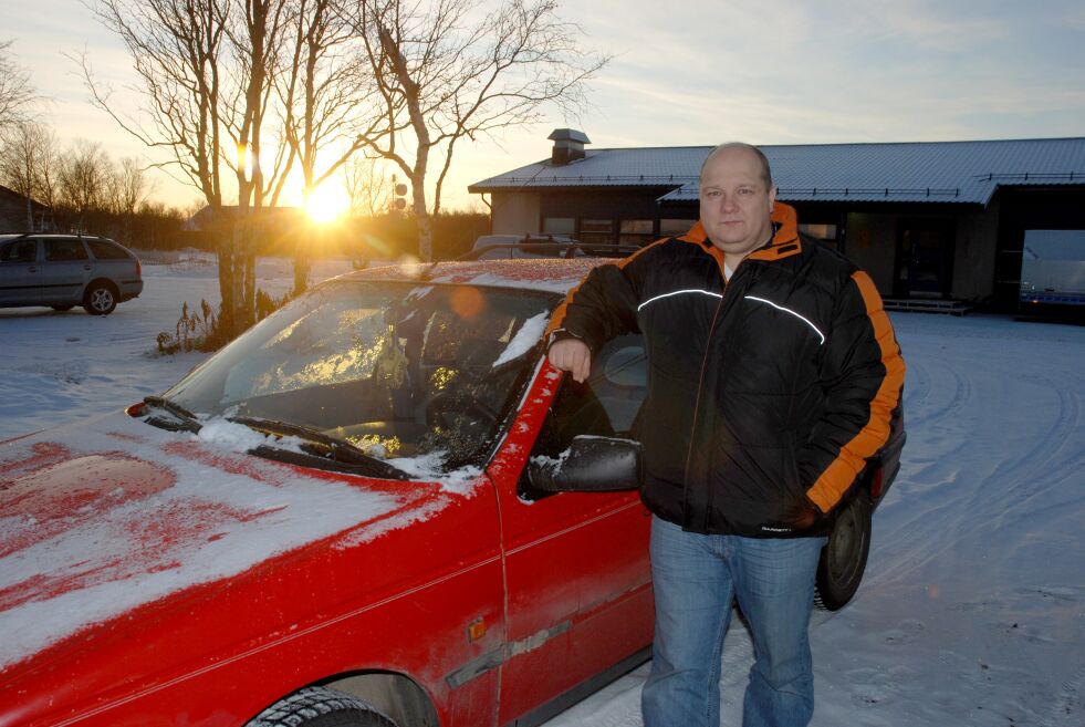 – Man bør kunne stole på skolebussene og at ruta holdes, sier Raymond Hildonen fra Fingervann, som håper at Boreal kan skjerpe seg etter at sønnen har mistet bussen tre dager på rad, fordi den ifølge Hildonen har kjørt fire minutter før ruta.
 Foto: Arkiv
