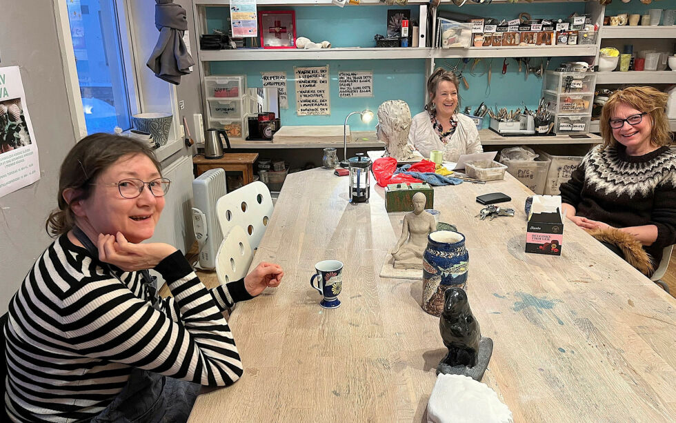 Inger Grønnbakk, Marit Ellisiv Landsend og Vigdis Wright på Kysten.
 Foto: Elin Wersland