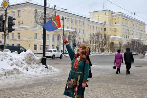 Russland flagger ikke for samene