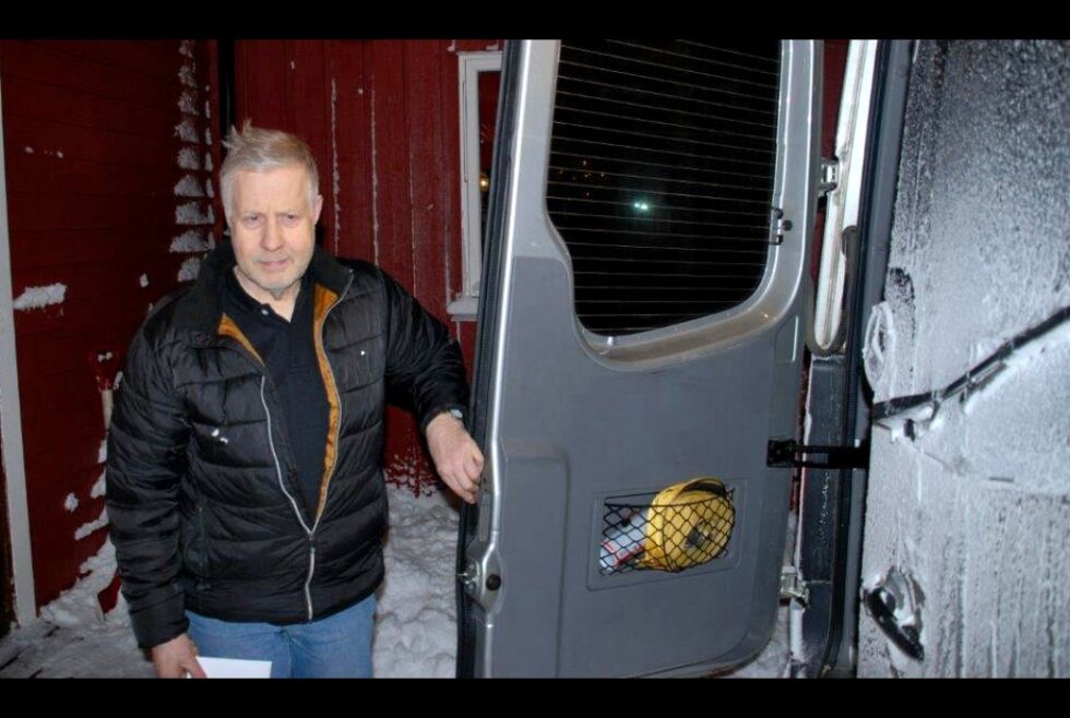 Werner Eriksen har sendt krav om dekning av fakturaer for brøytejobb på en strekning på rode 5 i Brennna.
 Foto: Helge Ovanger
