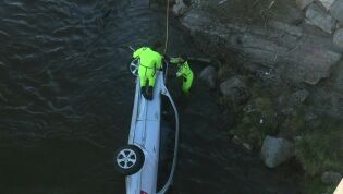 Bil i elva i Børselv