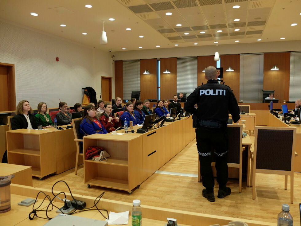 Politiet forklarer seg i Oslo tingrett.
 Foto: Tuva Johansen