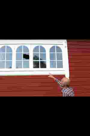 Innbrudd både i Neiden  og Svanvik kirke