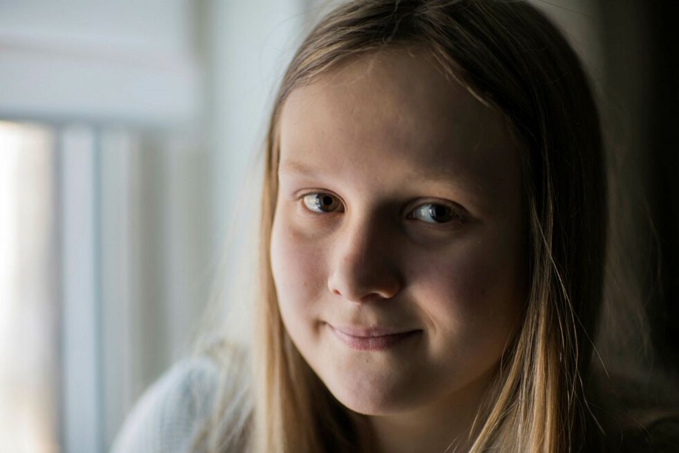 Mari Johansen Alnes er i likhet med vennene sine, veldig skuffet over at konfirmasjonen er utsatt til høsten. FOTO: SILJE L. KVAMMEN
