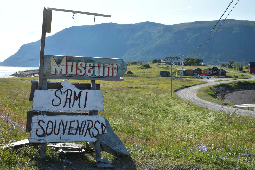 Reindrifta arrangerer førstkommende lørdag åpen dag med lassokasting på Sjøsamisk tun i Smørfjord.
 Foto: Irene Andersen
