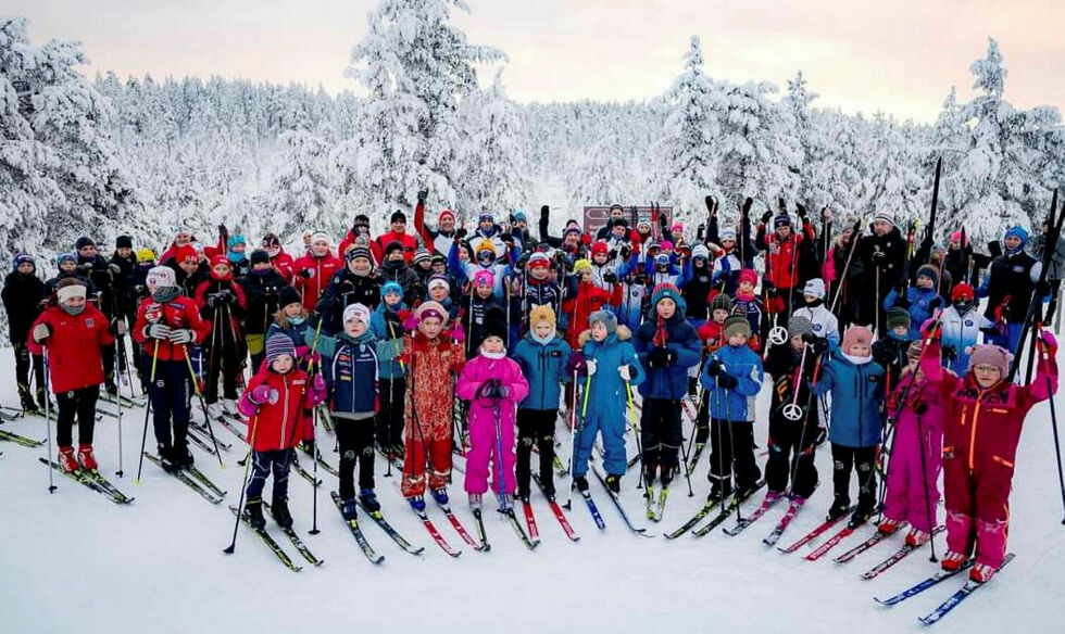Forholdene var de aller beste for de om lag 150 løperne, trenerne og foreldre som deltok på skisamlingen i Saariselkä.
Foto: Finnmark skikrets
