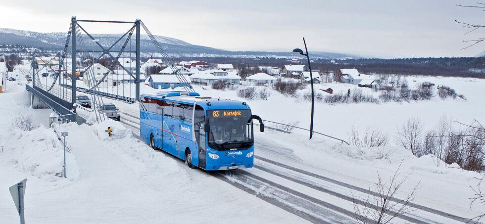 Antall reisende med kollektivtransport i Finnmark økte stort fra 2016 til 2017.
 Foto: Knut Åserud