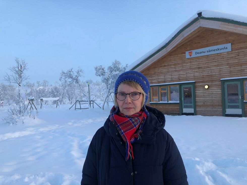 Rek­tor Be­rit Ran­veig Nils­sen ble lør­dag vars­let om at læ­re­re ikke len­ger er reg­net som kri­tisk per­so­nell. Det ska­per sto­re pro­ble­mer for sko­len i Tana.
 Foto: Birgitte Wisur Olsen