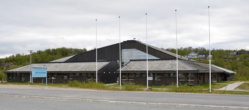 Det samiske nasjonteateret holder idag til dette bygget som Kautokeino kommune eier.
 Foto: Steinar Solaas
