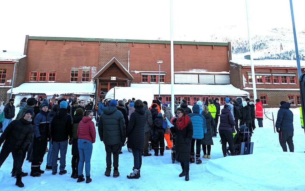 Kvaløya videregående skole fokuserer sterkt på øyas samiske historie.
 Foto: Privat