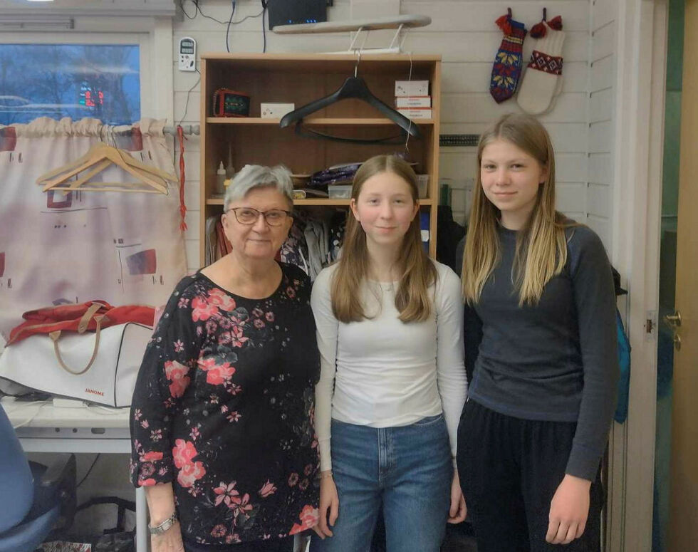 Fra venstre Solveig Johannessen, Kaja Persen og Ingvild Eliassen Willersrud.
 Foto: Oskar Melkeraaen Aas
