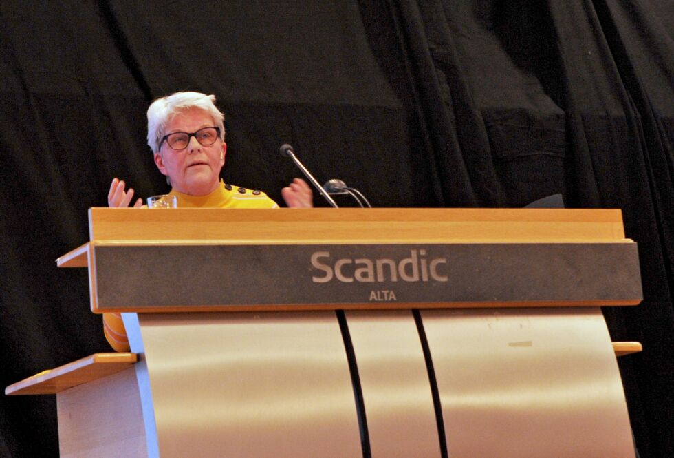 Kirsti Strøm Bull mener reindriftsloven i dag har svakheter når det gjelder å verne om de minste reineierne.
 Foto: Erik Brenli