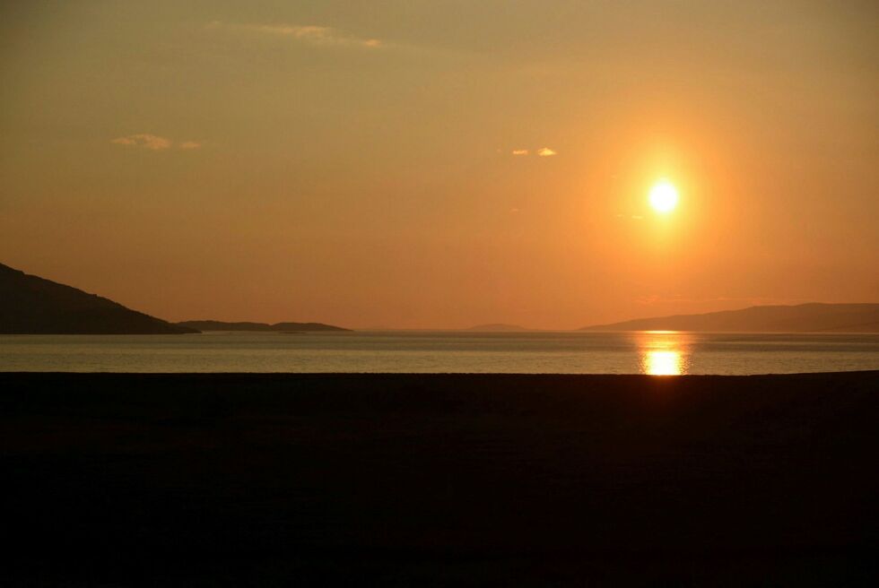 27. juli var siste dagen med midnattssol i Porsanger.
 Foto: Trine Berg