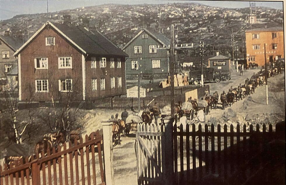 Her ser vi tyske og østeriske soldater markere ut fra Bjørnevatn i juni 1941 mot Murmansk. Den røde armé stoppa imidlertid felttoget ved Liza, der fronten ble holdt i mer enn tre år. Foto tilhører Grenselandmuseet
 Foto: Ukjent
