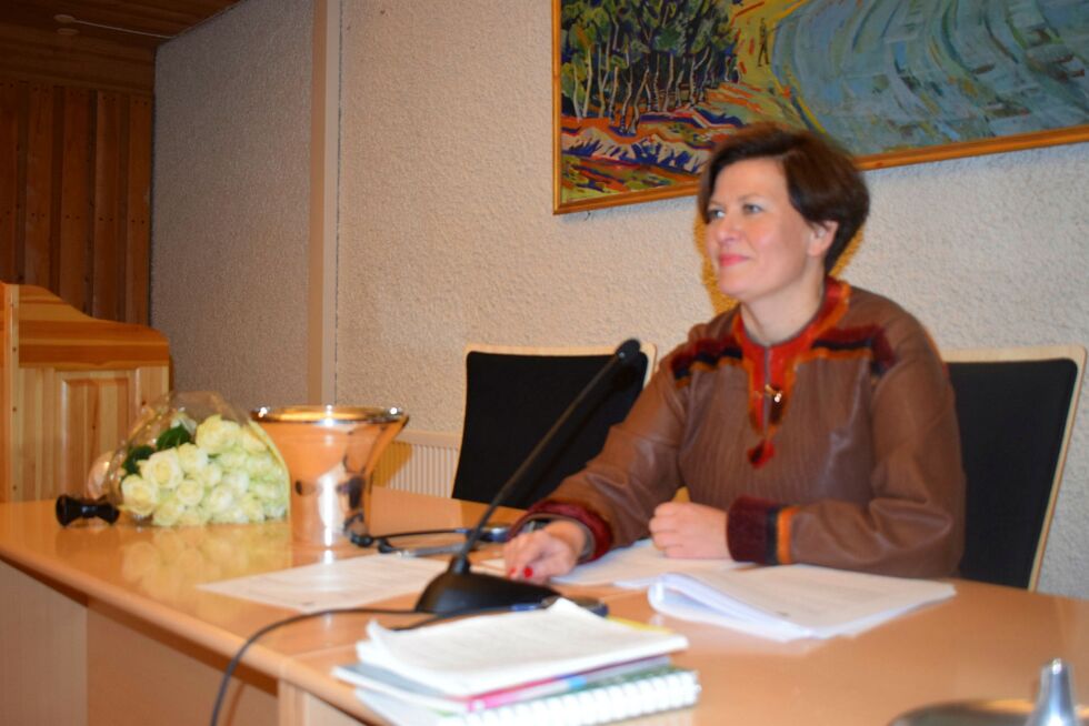 Tanaordfører Helga Pedersen sier kommunestyret skal avgjøre saken når den kommer på høring.