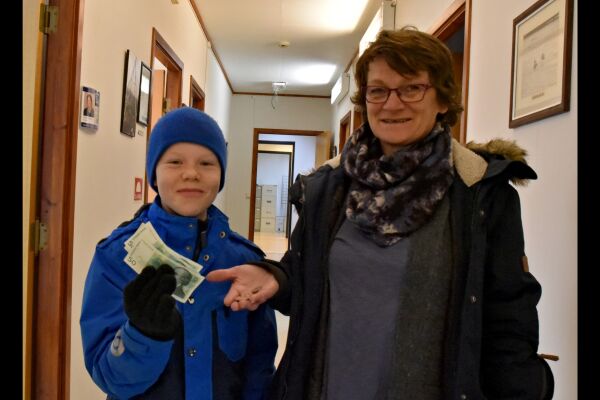 Tyvstartet åpen dag
