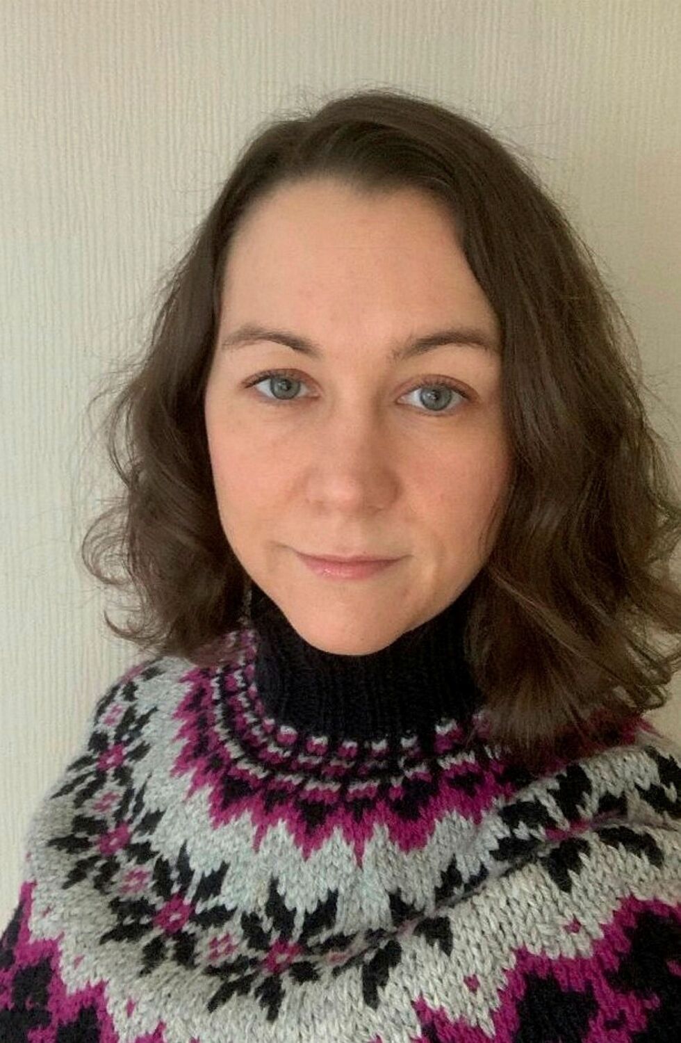 Rakel Hagen Olsen i Nordkapp SV vil at kommunestyret i Nordkapp skal støtte oppropet om å få evakuert flyktningbarn fra Moria-leiren i Hellas. Foto: Privat