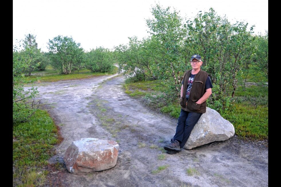 Steinene som helselaget satte opp nylig ble tirsdag fjernet, noe blant andre Erling Kristiansen ønsket klart.
 Foto: Hallgeir Henriksen