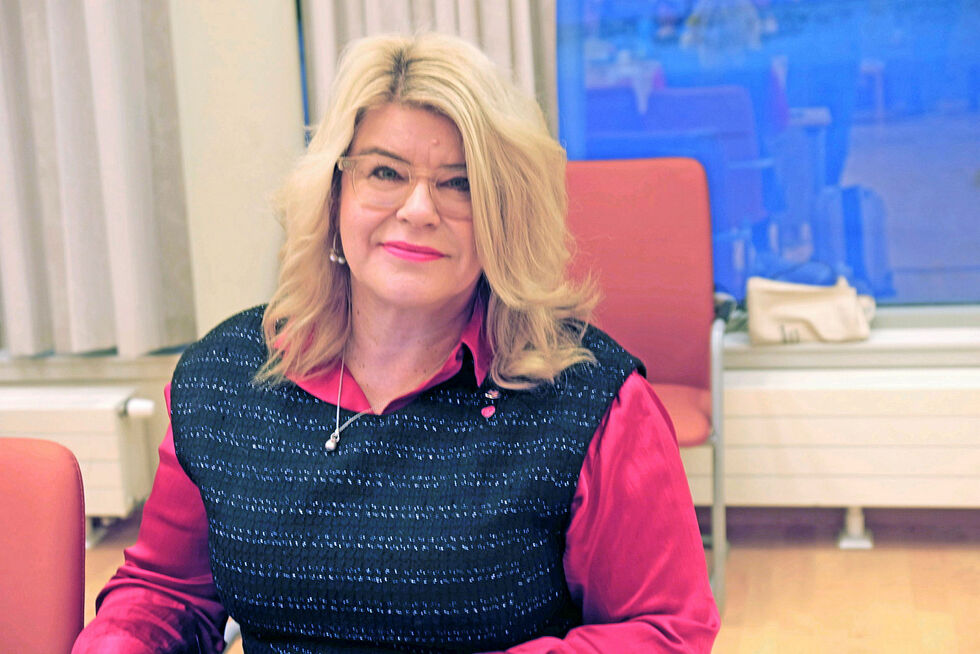 Aps gruppeleder Linda Beate Randal hadde en interpellasjon som handler om bekymringsmeldinger fra flere fagforeninger.
 Foto: Bjørn Hildonen