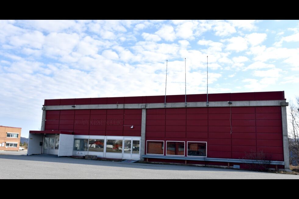 Coop Finnmark-sjef Jan Ivar Alsén kan overfor Ságat fortelle at man har to potensielle kjøpere av det gamle varesenteret i Lakselv. Alsén håper et salg skal være klappet og klart innen én måned.
 Foto: Bjørn Arne Johansen