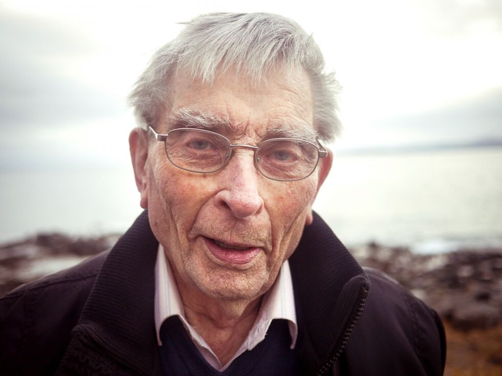84 år gammel er Odin Johansen fortsatt sterkt engasjert i det som skjer i samfunnet. Nylig takket han ja til å bli leder av Nordkapp eldreråd.
 Foto: Geir Johansen